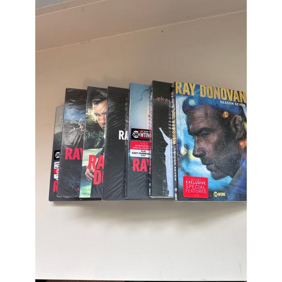 NWT Complete Series Ray Donovan Season 1-7 DVD Set UNOPENED - Picture 1 of 3